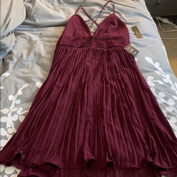 Lulus Dresses & Skirts - Burgundy Spaghetti Strap Midi Dress